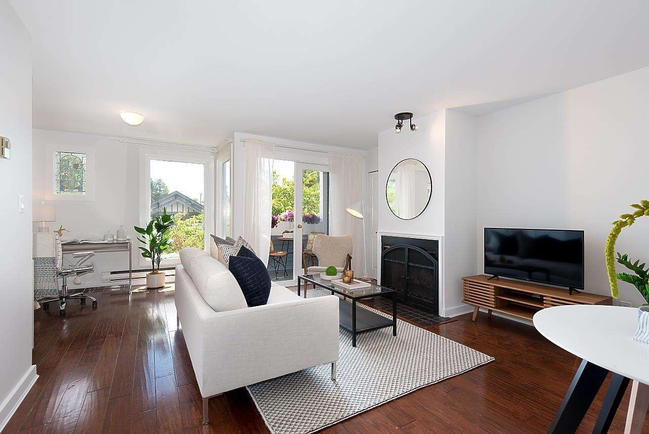 New property listed in Kitsilano, Vancouver West, 4 2017 15TH AVE W in Vancouver, $998,000 
